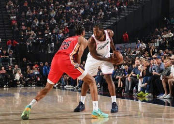 世界杯门票-小卡23+3+5队史第三人，快船双塔31分，20分大胜鹈鹕终结三连败